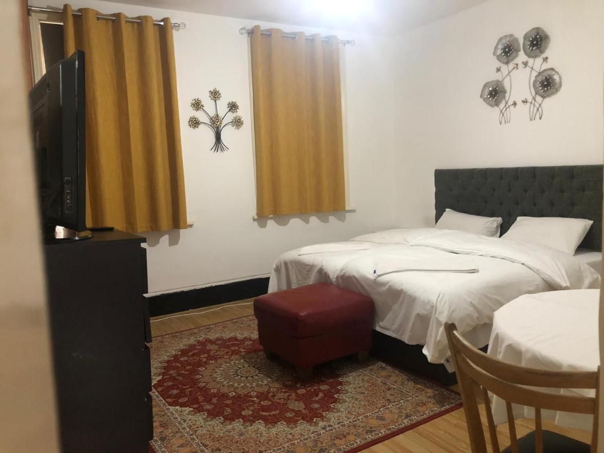 Oyo 94 Bricklane Studio Flats Hotel London Bagian luar foto